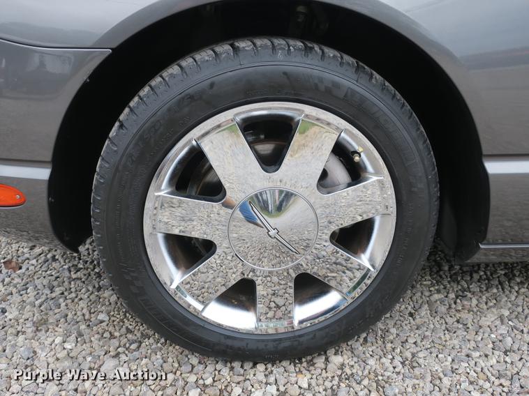 image for item DB8972 2003 Ford Thunderbird convertible