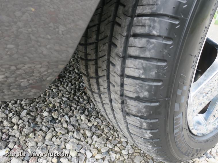 image for item DB8972 2003 Ford Thunderbird convertible