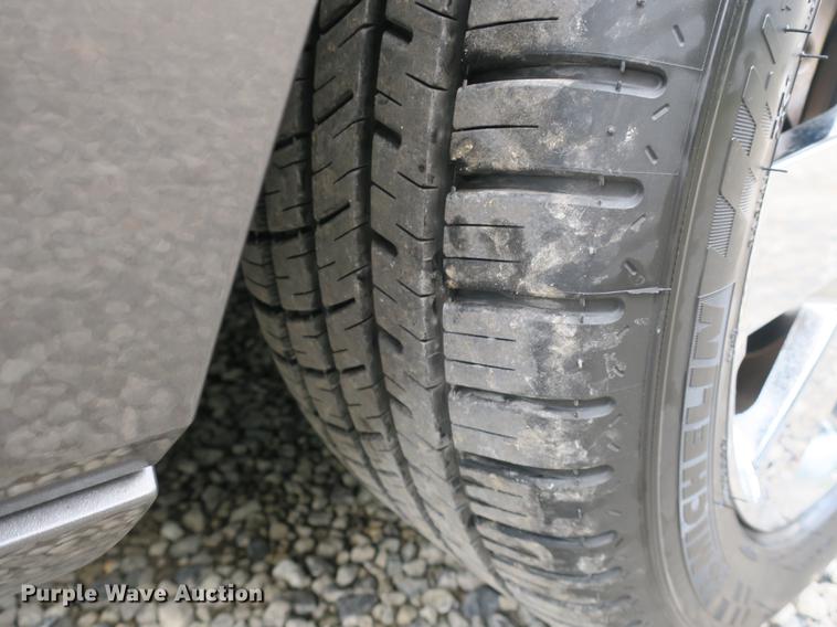 image for item DB8972 2003 Ford Thunderbird convertible