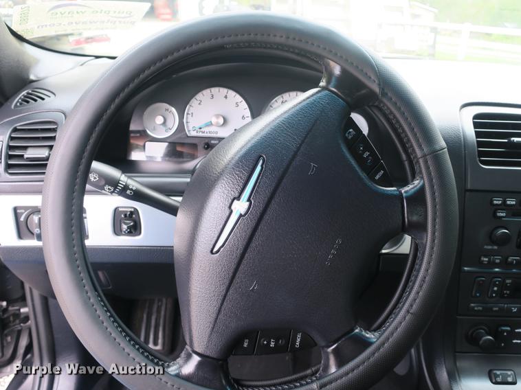 image for item DB8972 2003 Ford Thunderbird convertible