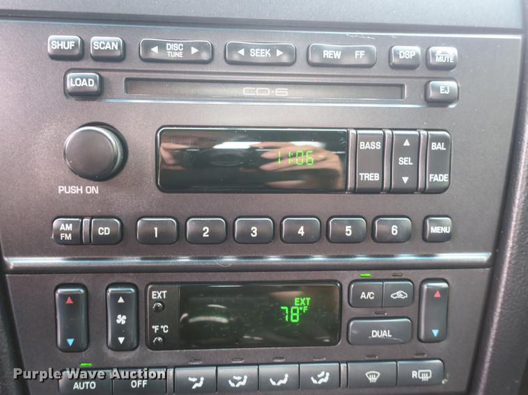 image for item DB8972 2003 Ford Thunderbird convertible