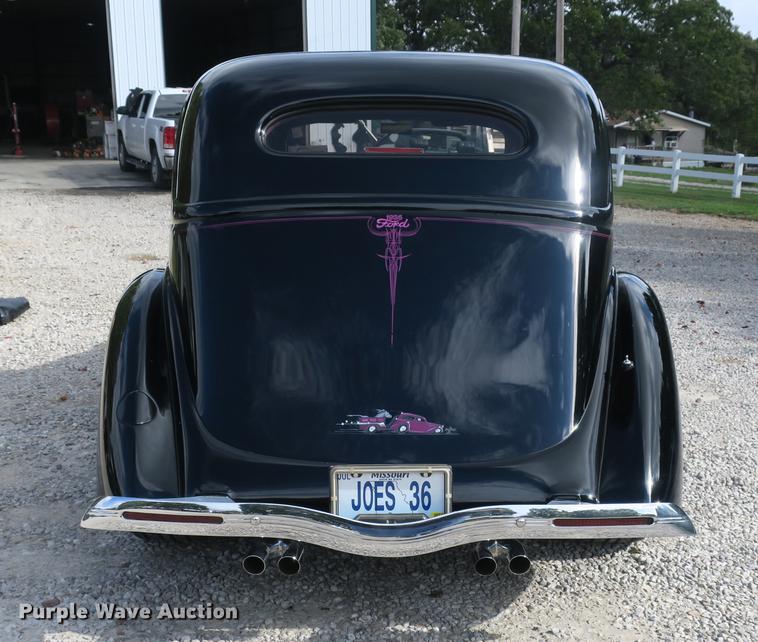 image for item DB8973 1936 Ford sedan