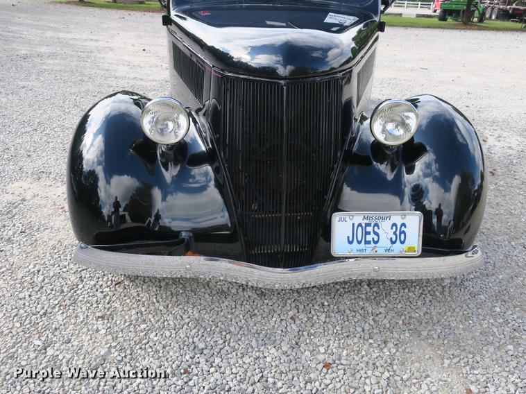 image for item DB8973 1936 Ford sedan