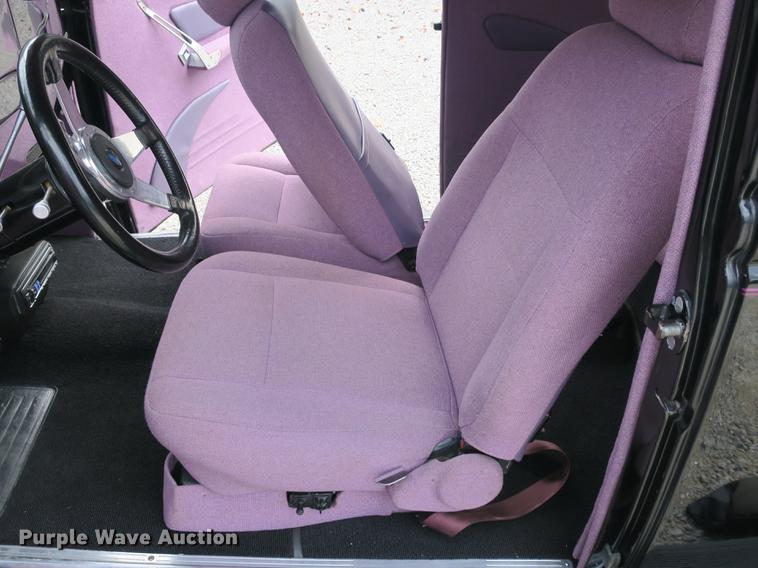 image for item DB8973 1936 Ford sedan