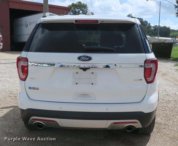 image for item DB8974 2016 Ford Explorer XLT SUV