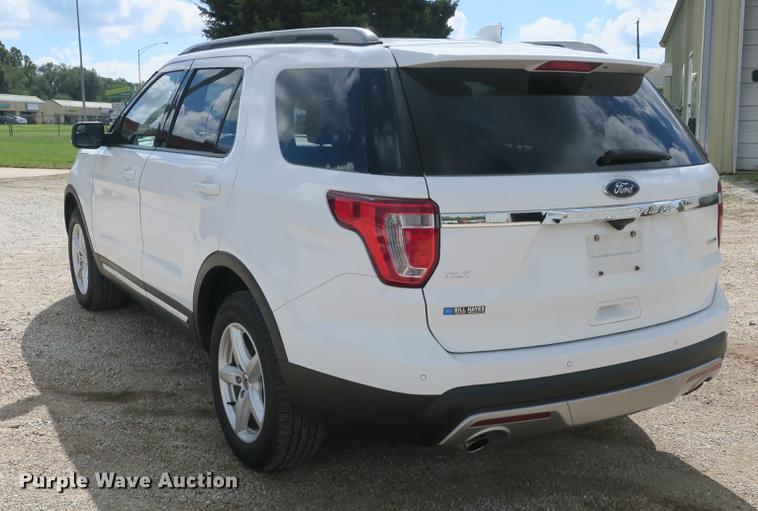 image for item DB8974 2016 Ford Explorer XLT SUV