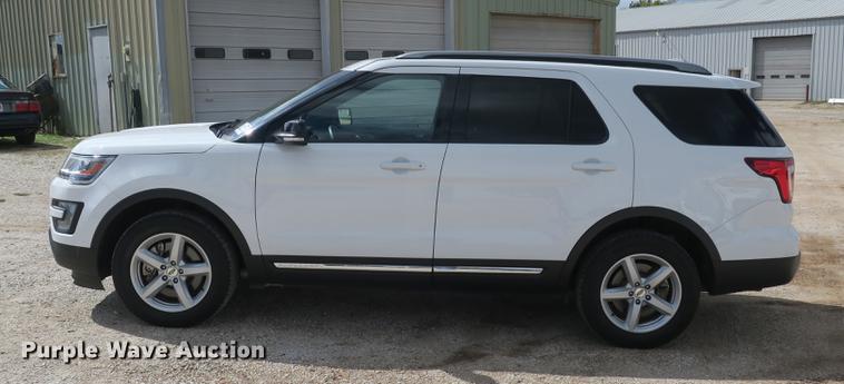 image for item DB8974 2016 Ford Explorer XLT SUV