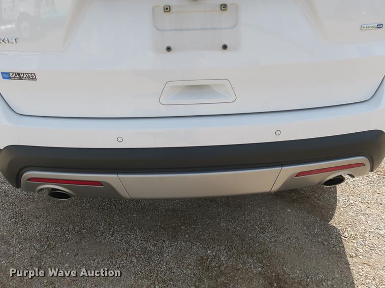 image for item DB8974 2016 Ford Explorer XLT SUV