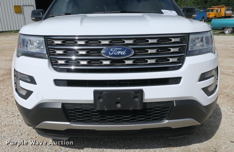 image for item DB8974 2016 Ford Explorer XLT SUV