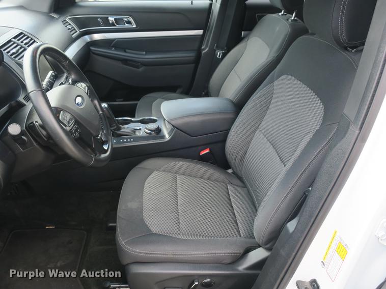 image for item DB8974 2016 Ford Explorer XLT SUV