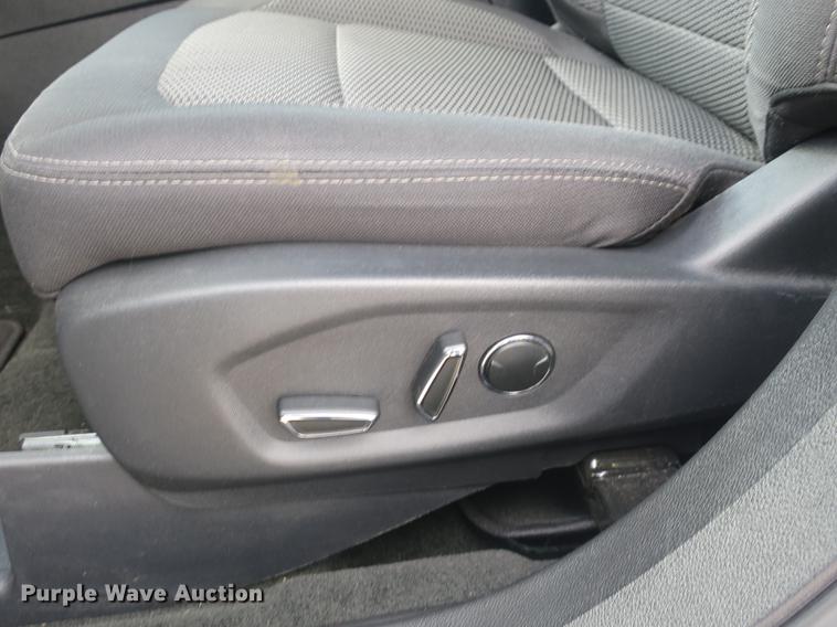 image for item DB8974 2016 Ford Explorer XLT SUV