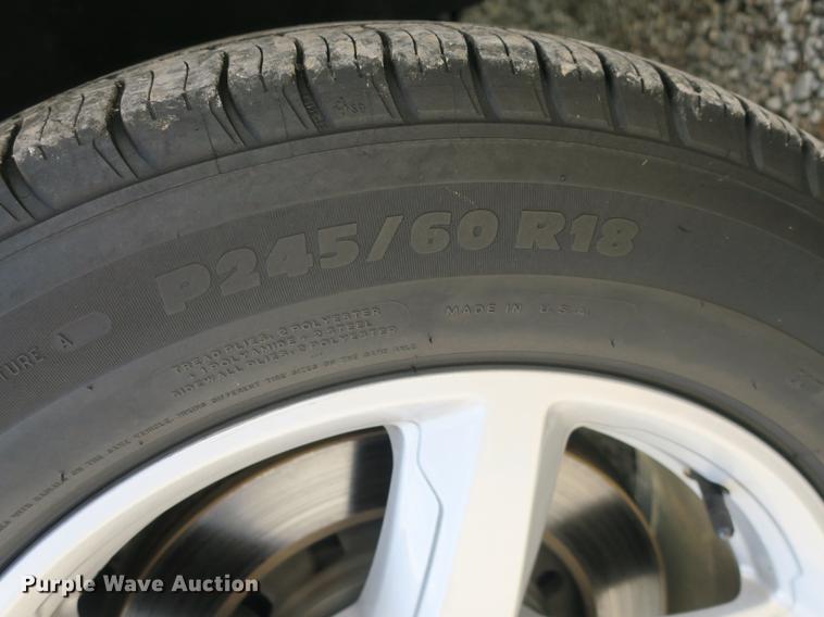 image for item DB8974 2016 Ford Explorer XLT SUV