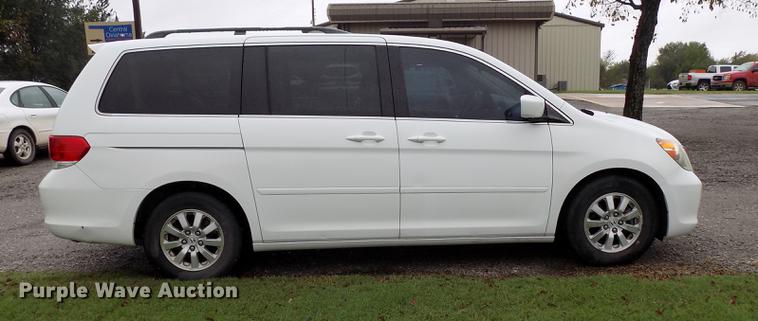 image for item DD3482 2008 Honda Odyssey van