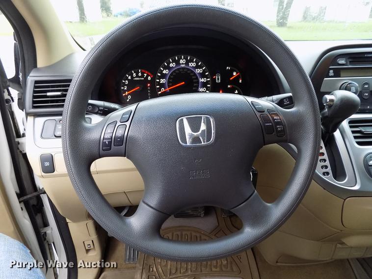 image for item DD3482 2008 Honda Odyssey van