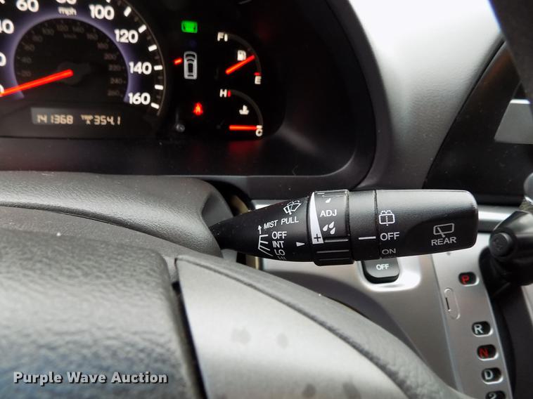 image for item DD3482 2008 Honda Odyssey van