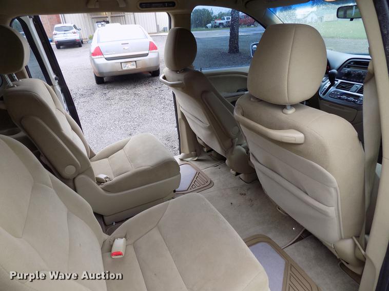 image for item DD3482 2008 Honda Odyssey van