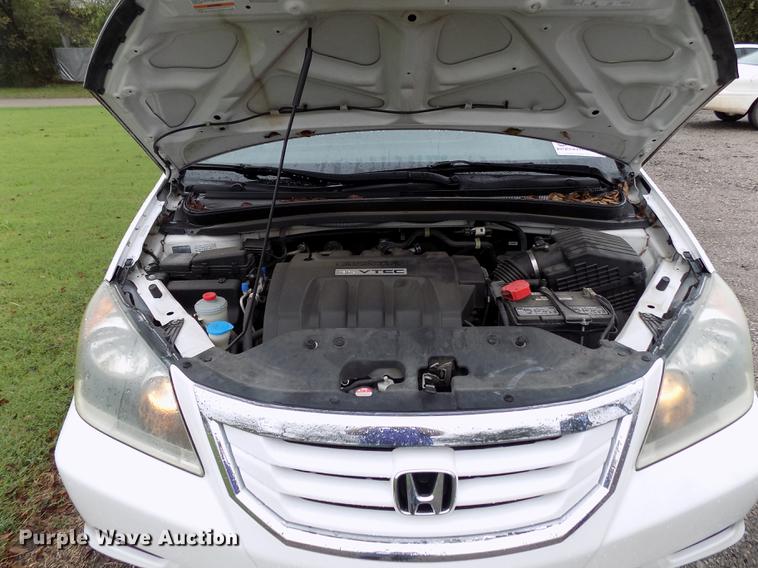 image for item DD3482 2008 Honda Odyssey van