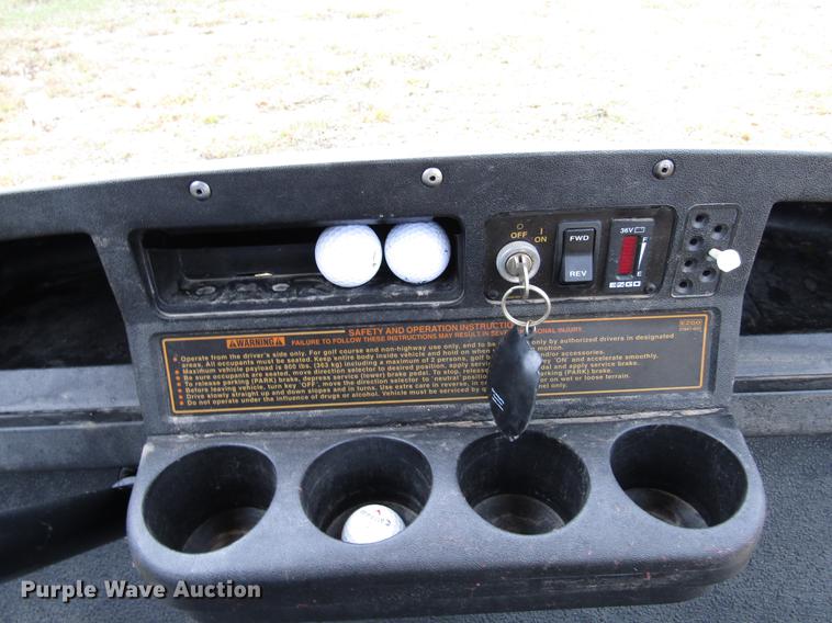 image for item DD3695 2001 EZ GO TXT golf cart