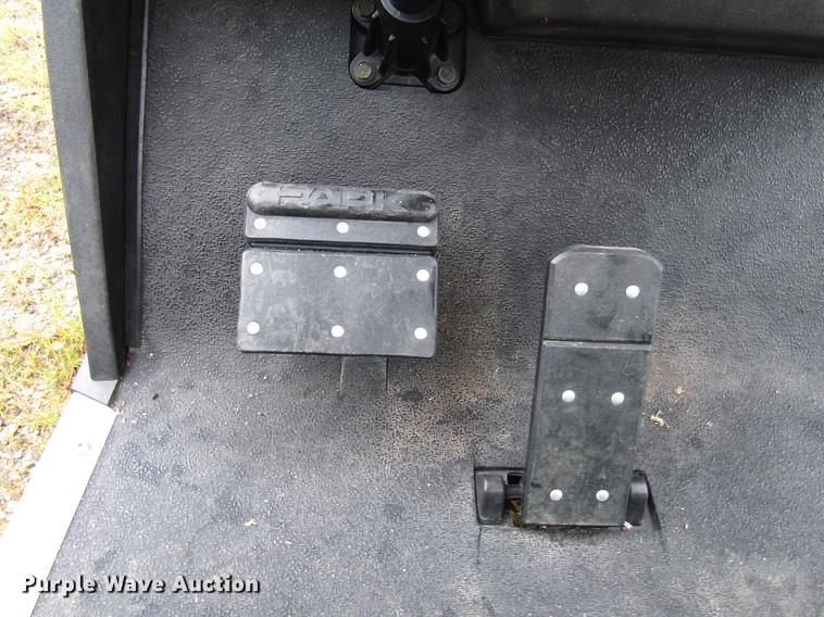 image for item DD3695 2001 EZ GO TXT golf cart