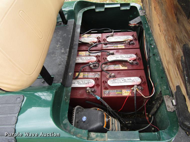 image for item DD3695 2001 EZ GO TXT golf cart