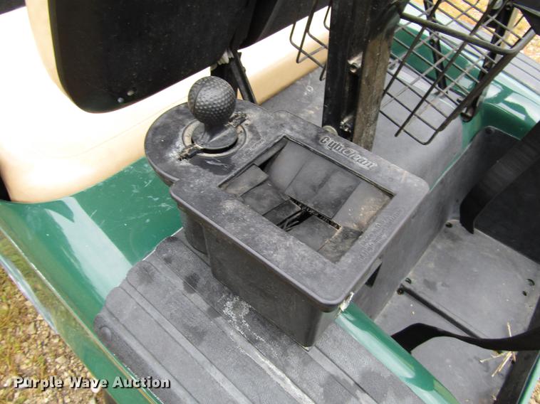 image for item DD3695 2001 EZ GO TXT golf cart