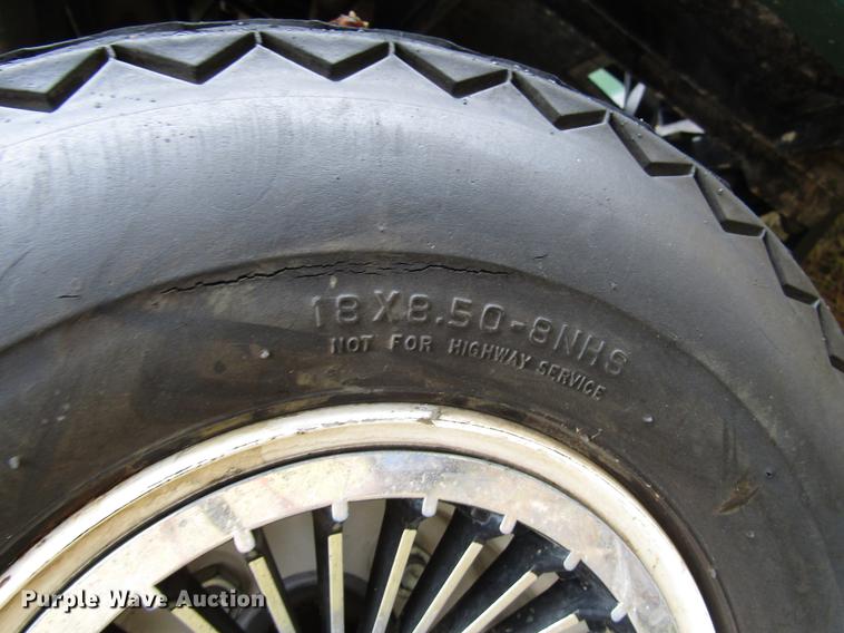 image for item DD3695 2001 EZ GO TXT golf cart