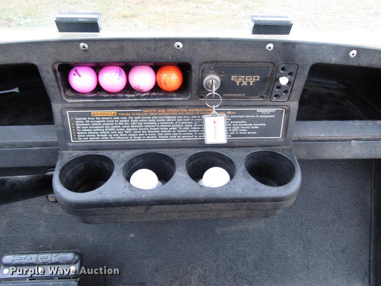 image for item DD3696 2002 EZ GO TXT golf cart