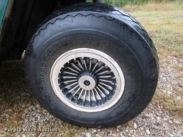 image for item DD3696 2002 EZ GO TXT golf cart