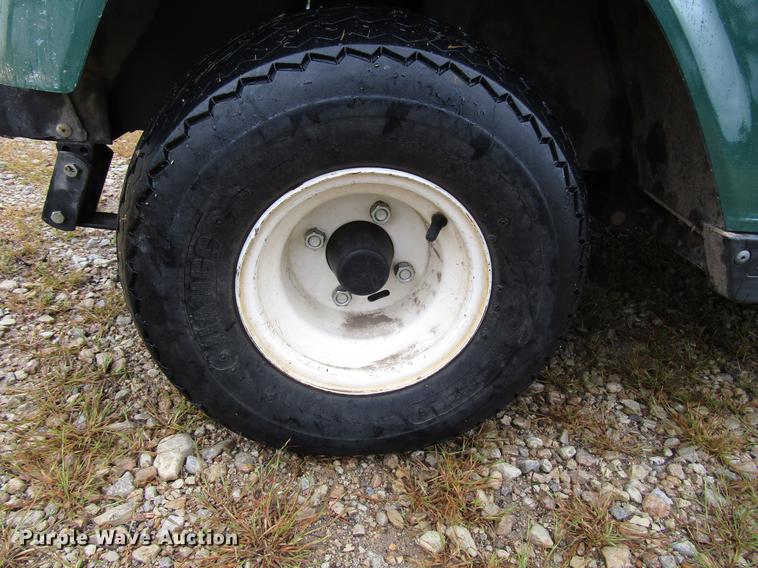 image for item DD3696 2002 EZ GO TXT golf cart