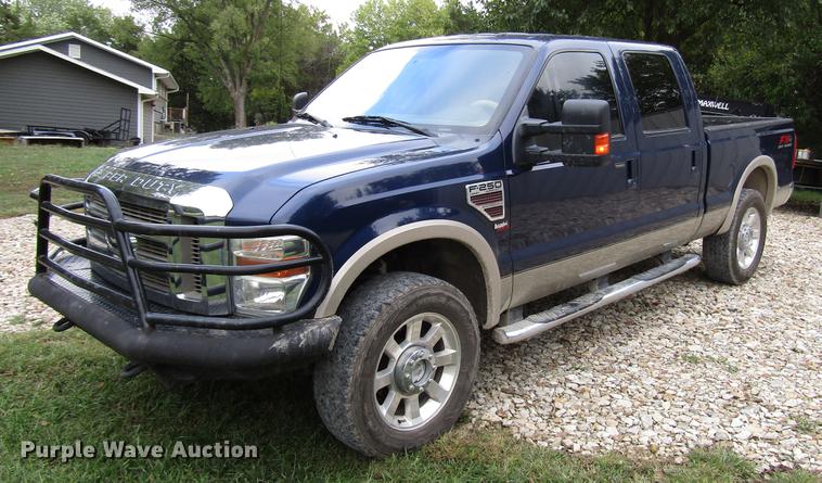 image for item DD3699 2010 Ford F250 Super Duty Crew Cab pickup truck