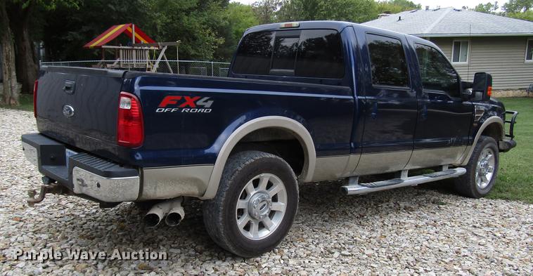 image for item DD3699 2010 Ford F250 Super Duty Crew Cab pickup truck