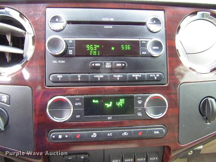 image for item DD3699 2010 Ford F250 Super Duty Crew Cab pickup truck