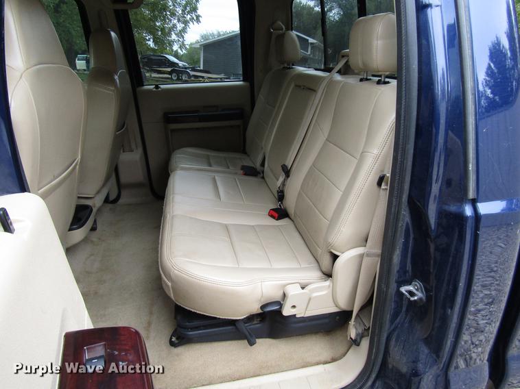 image for item DD3699 2010 Ford F250 Super Duty Crew Cab pickup truck