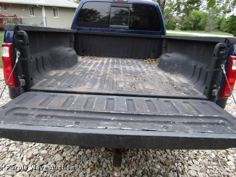 image for item DD3699 2010 Ford F250 Super Duty Crew Cab pickup truck