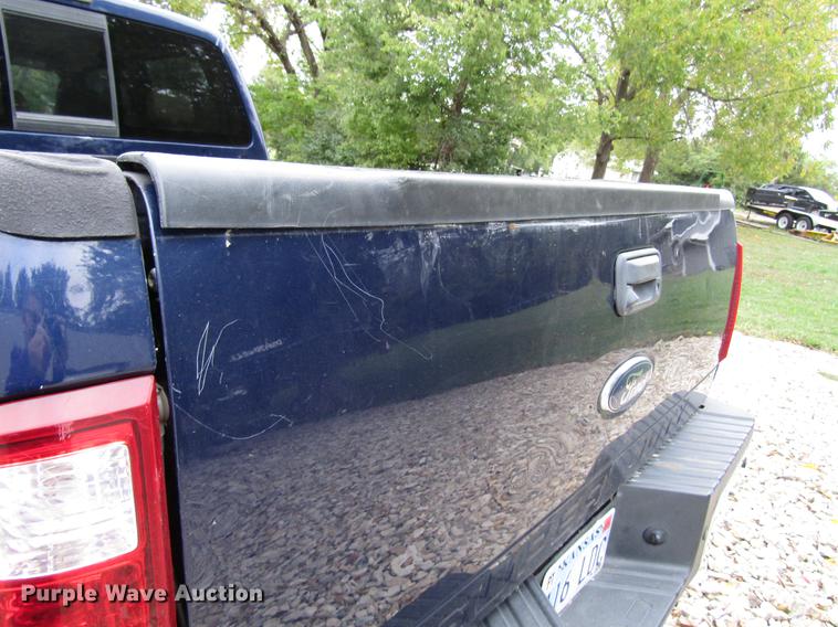 image for item DD3699 2010 Ford F250 Super Duty Crew Cab pickup truck