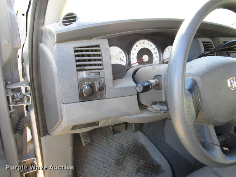 image for item DD3746 2005 Dodge Durango SUV