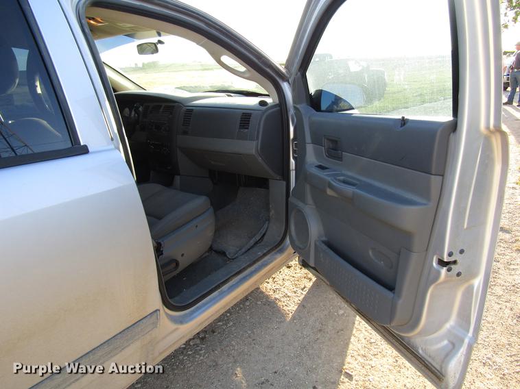 image for item DD3746 2005 Dodge Durango SUV