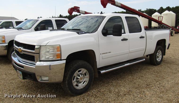 image for item DD4344 2007 Chevrolet Silverado 2500HD Crew Cab pickup truck