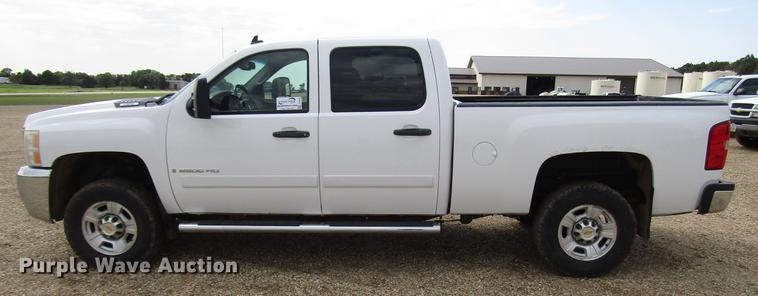 image for item DD4344 2007 Chevrolet Silverado 2500HD Crew Cab pickup truck