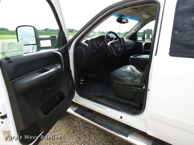image for item DD4344 2007 Chevrolet Silverado 2500HD Crew Cab pickup truck