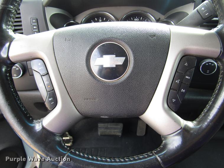 image for item DD4344 2007 Chevrolet Silverado 2500HD Crew Cab pickup truck