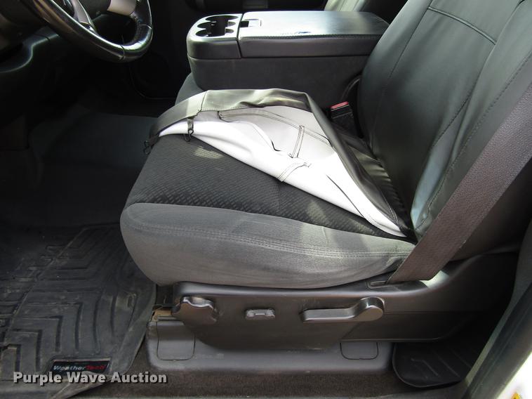 image for item DD4344 2007 Chevrolet Silverado 2500HD Crew Cab pickup truck