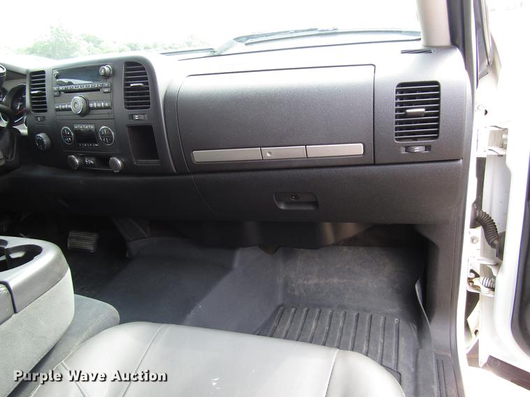 image for item DD4344 2007 Chevrolet Silverado 2500HD Crew Cab pickup truck