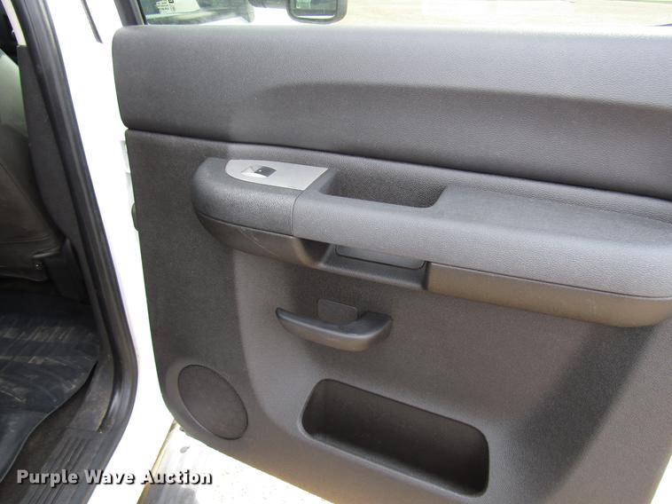 image for item DD4344 2007 Chevrolet Silverado 2500HD Crew Cab pickup truck