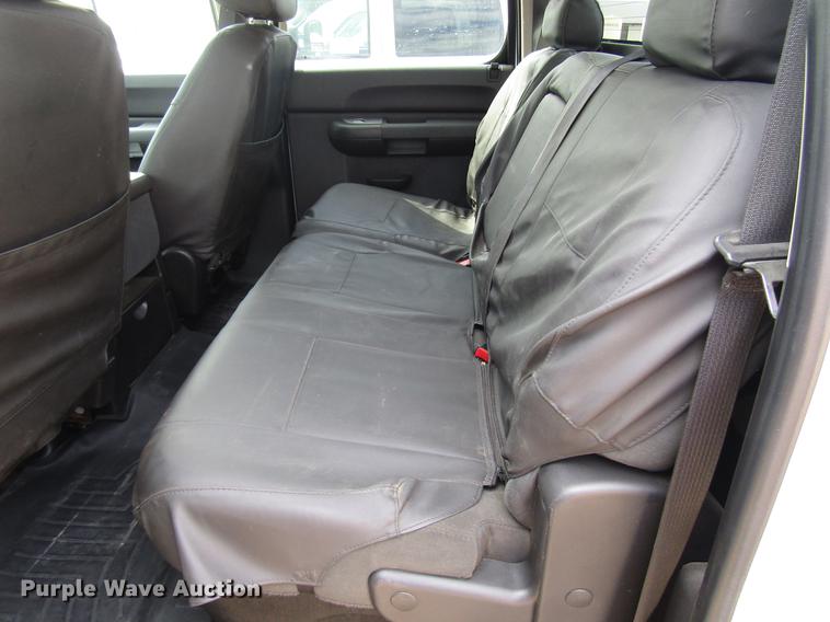 image for item DD4344 2007 Chevrolet Silverado 2500HD Crew Cab pickup truck