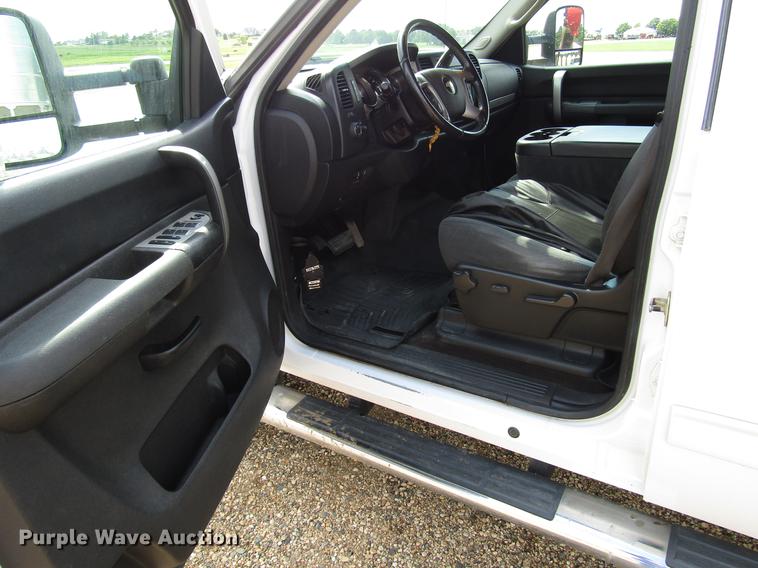 image for item DD4345 2009 Chevrolet Silverado 2500HD Crew Cab pickup truck