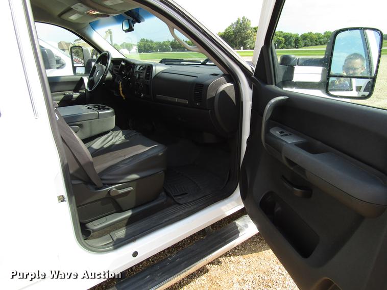 image for item DD4345 2009 Chevrolet Silverado 2500HD Crew Cab pickup truck