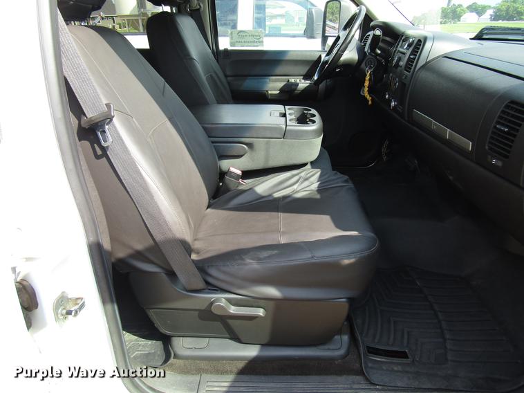 image for item DD4345 2009 Chevrolet Silverado 2500HD Crew Cab pickup truck