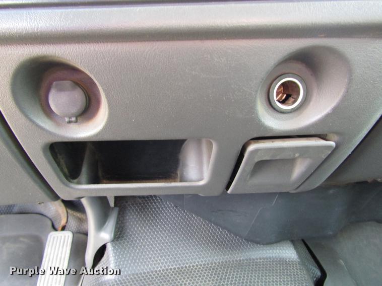 image for item DD4346 2003 Chevrolet Silverado 2500HD Crew Cab pickup truck