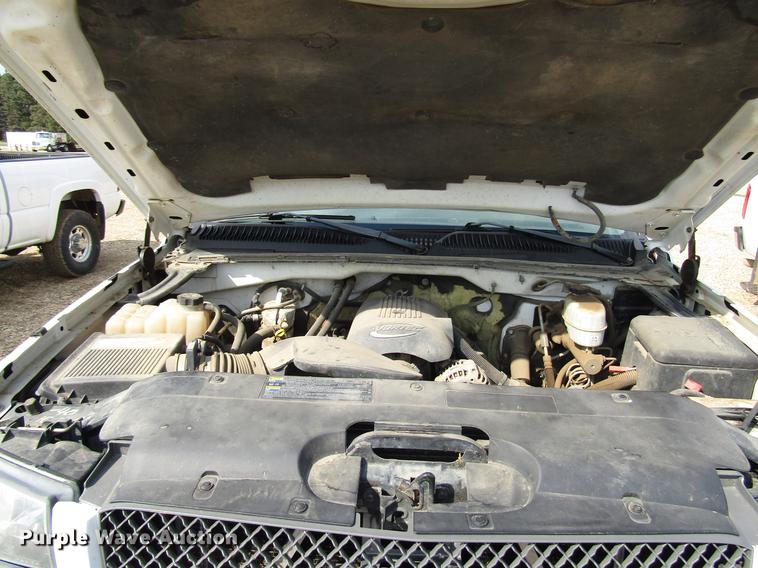 image for item DD4346 2003 Chevrolet Silverado 2500HD Crew Cab pickup truck